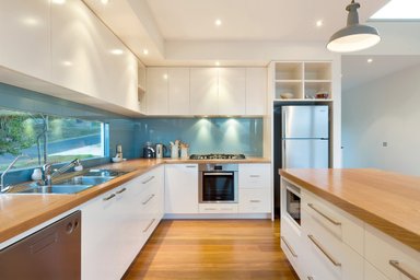 Kitchen Finalists in the HOWIES