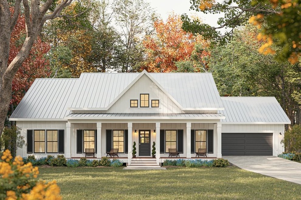 8 Farmhouse Building Plans That We Love