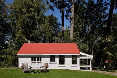 Compact Cottage Ideas