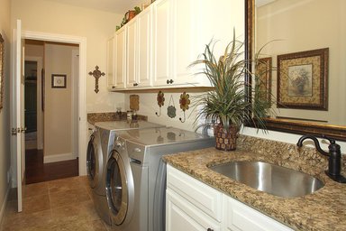 How to organize your laundry room