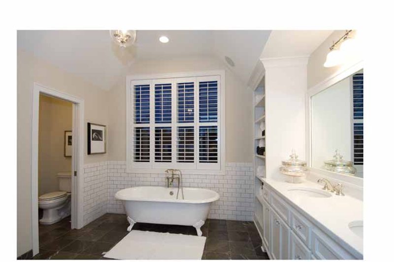 Home Plan - Interior - Master Bathroom for Victorian House Plan #56-694 - 4 bed, 3.5 bath