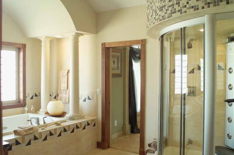 Home Plan - Interior - Bathroom for Mediterranean House Plan #70-1399 - 4 bed, 3.5 bath