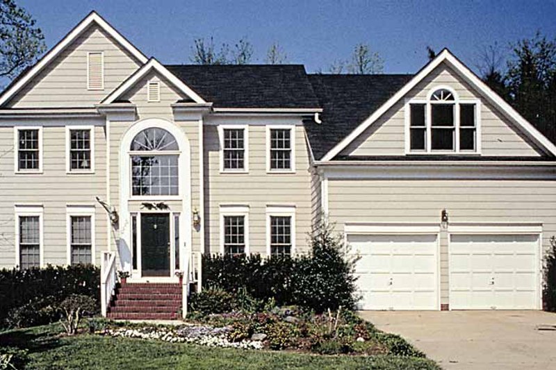 Dream House Plan - Colonial Exterior - Front Elevation Plan #453-483