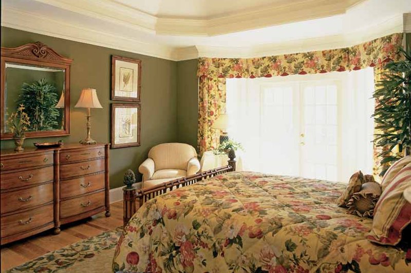 House Plan Design - Interior - Bedroom for Traditional House Plan #927-573 - 4 bed, 3.5 bath