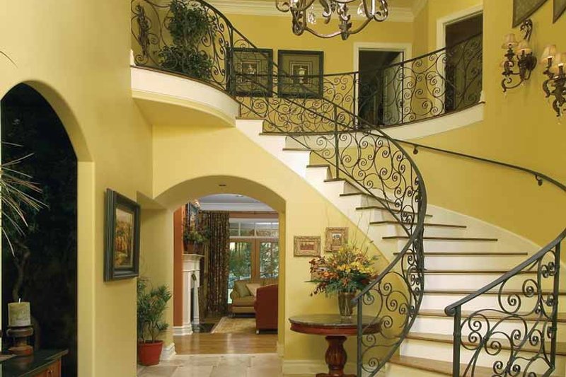 Home Plan - Interior - Entry for Country House Plan #952-276 - 4 bed, 3 bath