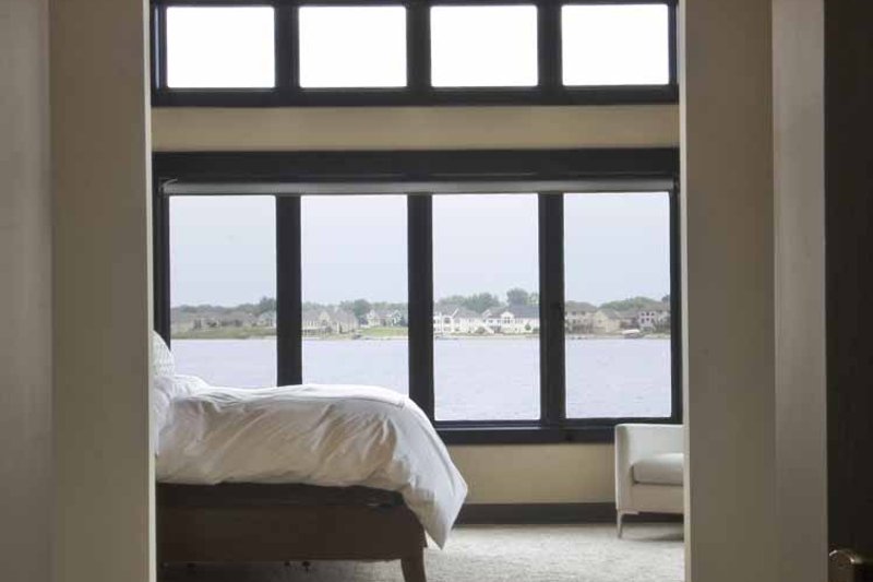 Dream House Plan - Interior - Master Bedroom 1 for Contemporary House Plan #928-67 - 4 bed, 4 bath