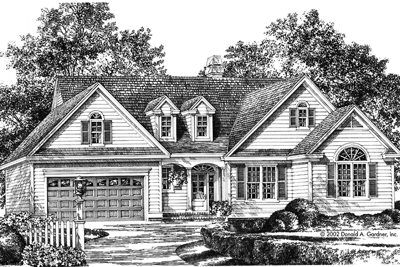 Architectural House Design - Traditional Exterior - Front Elevation Plan #929-677