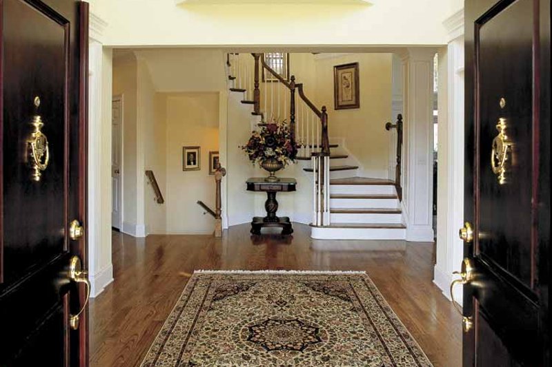 Home Plan - Interior - Entry for Colonial House Plan #927-174 - 5 bed, 4.5 bath