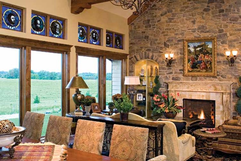 Home Plan - Interior - Family Room 2 for European House Plan #51-1073 - 4 bed, 3.5 bath