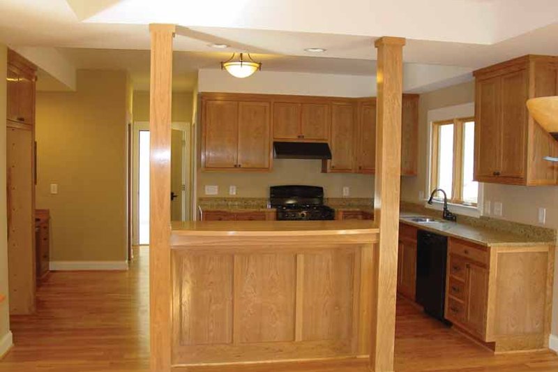 Architectural House Design - Interior - Kitchen 5 for Country House Plan #939-4 - 3 bed, 2.5 bath