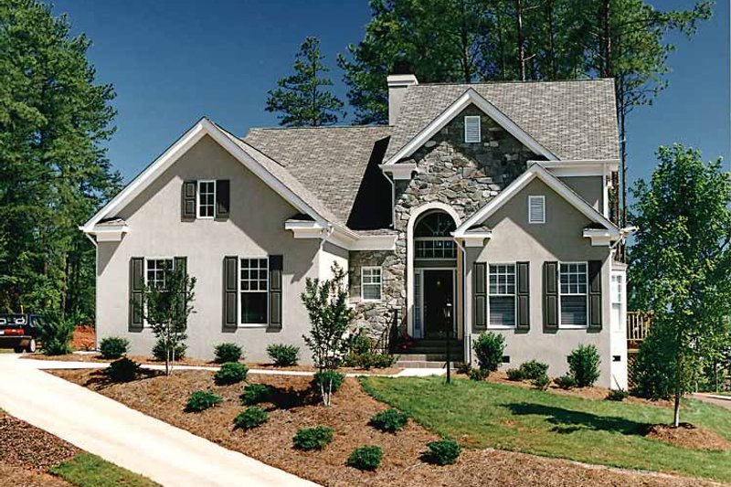 Home Plan - Traditional Exterior - Front Elevation Plan #453-388