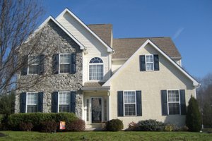 Traditional Exterior - Front Elevation Plan #1053-40