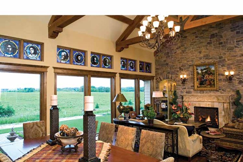 Home Plan - Interior - Family Room 1 for European House Plan #51-1073 - 4 bed, 3.5 bath