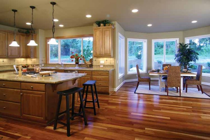 Home Plan - Interior - Kitchen for Craftsman House Plan #132-241 - 4 bed, 3.5 bath