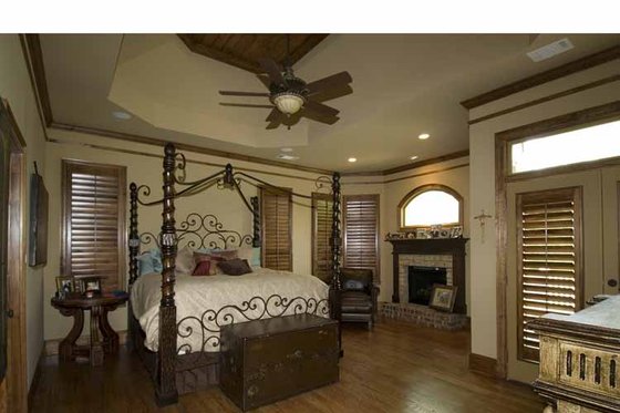 Interior - Master Bedroom for Country House Plan #54-367 - 3 bed, 2.5 bath
