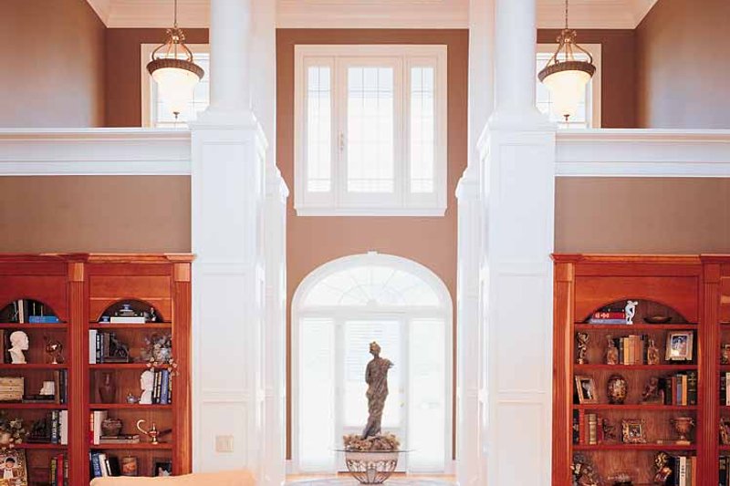 Dream House Plan - Interior - Family Room for Classical House Plan #45-413 - 4 bed, 4 bath