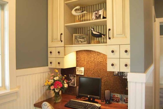 Interior - Other 1 for Craftsman House Plan #928-21 - 5 bed, 4 bath