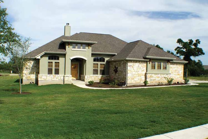 Home Plan - Exterior - Front Elevation 3 for Mediterranean House Plan #472-304 - 4 bed, 3.5 bath
