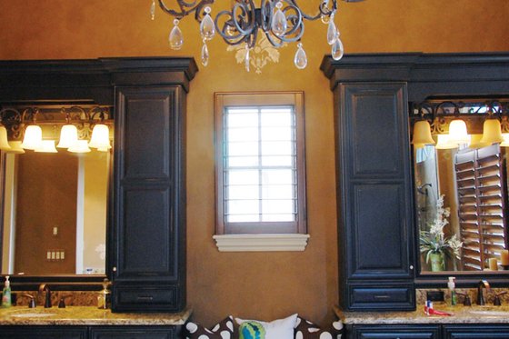 Interior - Master Bathroom 1 for Mediterranean House Plan #1058-15 - 3 bed, 3 bath