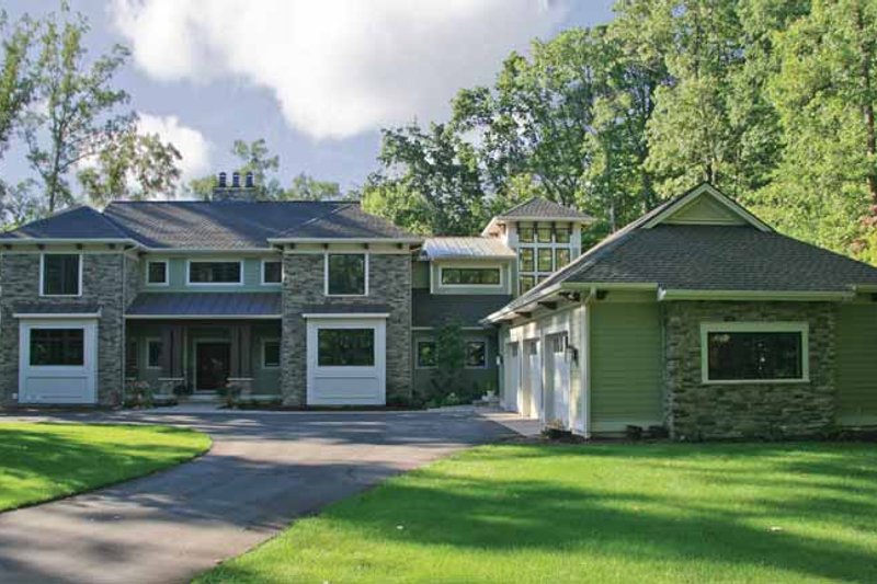 Dream House Plan - Traditional Exterior - Front Elevation Plan #928-116