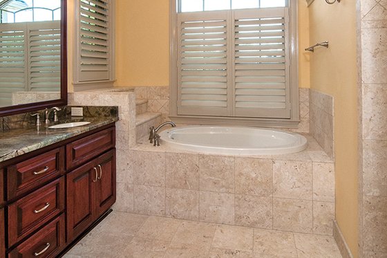 Traditional Interior - Master Bathroom Plan #929-874