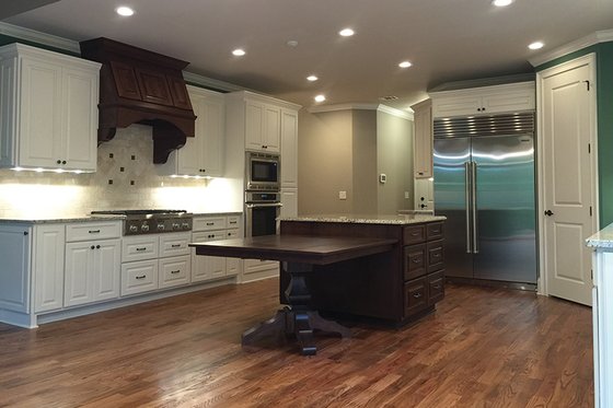 Interior - Kitchen 1 for Country House Plan #437-72 - 4 bed, 4 bath