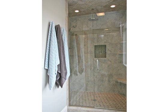 Interior - Master Bathroom 1 for Country House Plan #928-250 - 4 bed, 3.5 bath