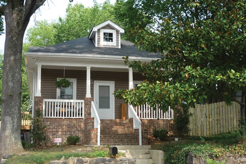 Architectural House Design - Exterior - Front Elevation 3 for Craftsman House Plan #936-22 - 3 bed, 2 bath