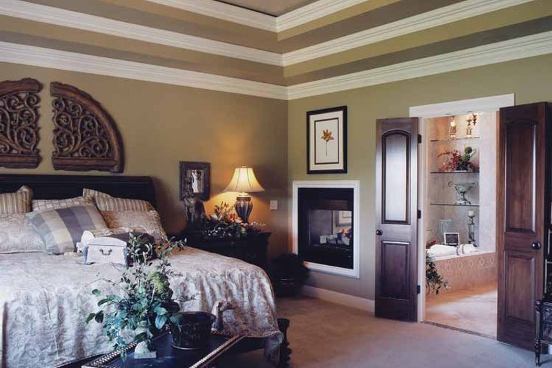 Home Plan - Interior - Master Bedroom for Country House Plan #46-747 - 4 bed, 3 bath