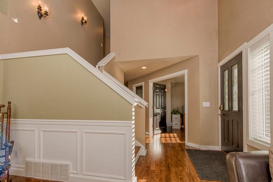 Interior - Other 7 for Craftsman House Plan #132-142 - 4 bed, 2.5 bath