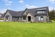 Farmhouse Style House Plan - 5 Beds 4 Baths 3491 Sq/Ft Plan #1070-227 