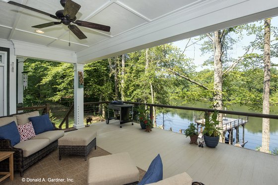 Exterior - Covered Porch for Cottage House Plan #929-960 - 3 bed, 3.5 bath