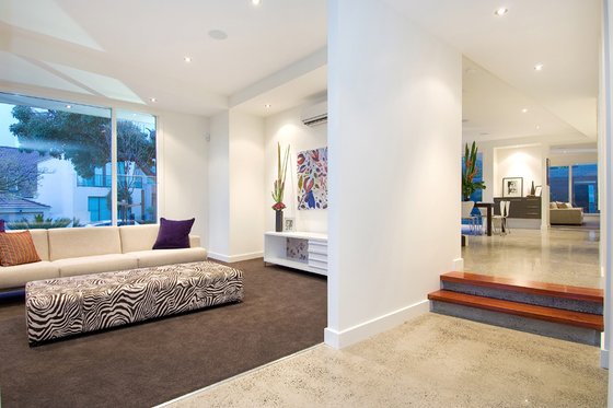 Photo 8 for Modern House Plan #496-19 - 4 bed, 2.5 bath