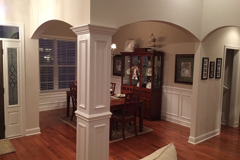 House Blueprint - Interior - Dining Room 1 for Craftsman House Plan #927-566 - 3 bed, 2.5 bath
