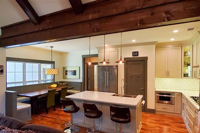 Home Plan - Interior - Kitchen for Craftsman House Plan #17-2372 - 4 bed, 3.5 bath
