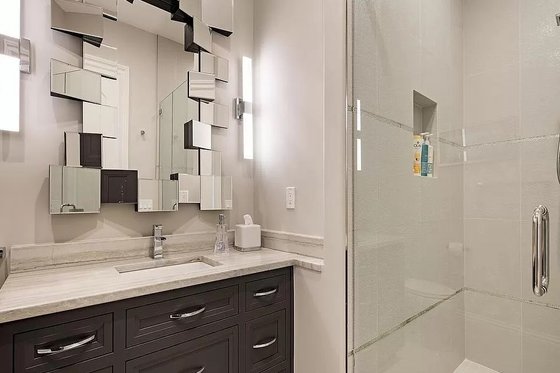 Interior - Bathroom for Beach House Plan #548-56 - 5 bed, 5.5 bath