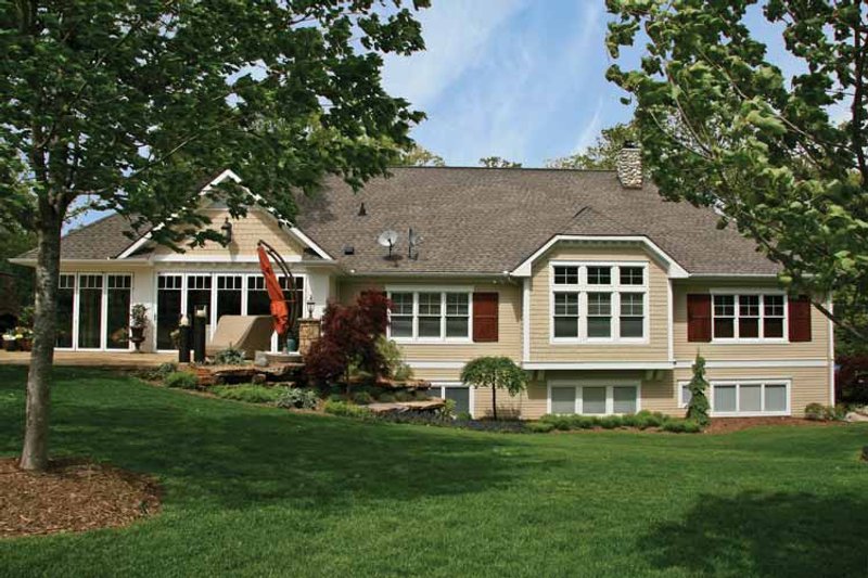 House Blueprint - Exterior - Rear Elevation for Craftsman House Plan #928-223 - 4 bed, 3.5 bath