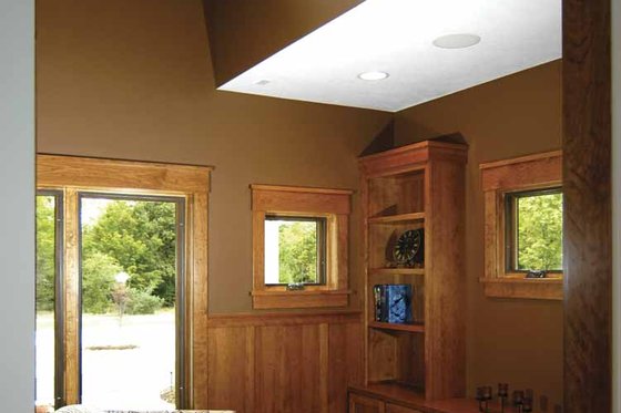 Interior - Other 1 for Bungalow House Plan #928-169 - 2 bed, 2.5 bath