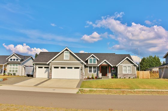 Photo 4 for Craftsman House Plan #1070-75 - 3 bed, 2.5 bath