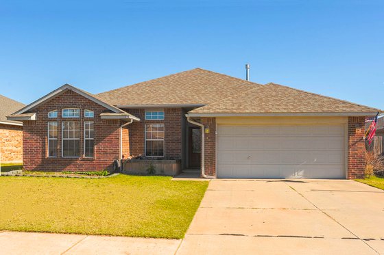 Exterior - Front Elevation for Traditional House Plan #65-281 - 4 bed, 2 bath