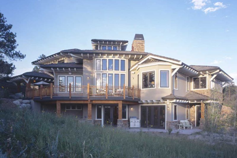 House Design - Exterior - Rear Elevation for Craftsman House Plan #942-16 - 5 bed, 6.5 bath