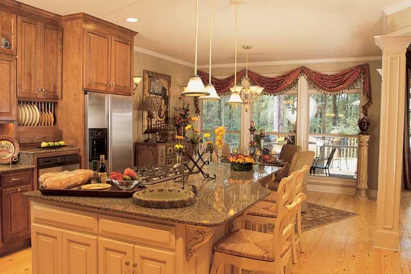 Home Plan - Interior - Kitchen for Traditional House Plan #37-274 - 4 bed, 3.5 bath