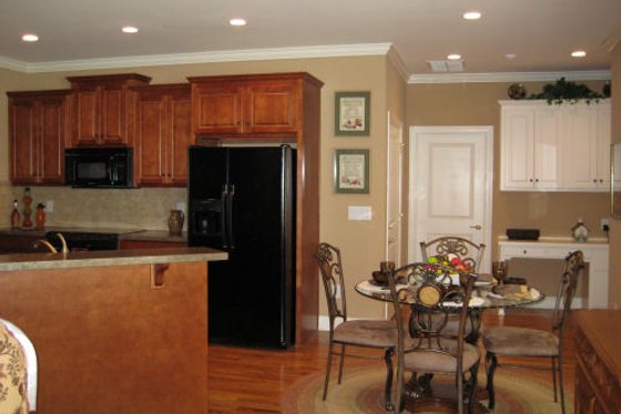Photo 7 for European House Plan #437-22 - 3 bed, 2 bath
