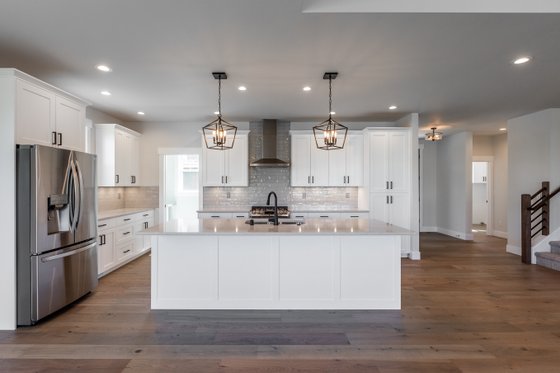 Photo 18 for Craftsman House Plan #1070-64 - 4 bed, 2.5 bath