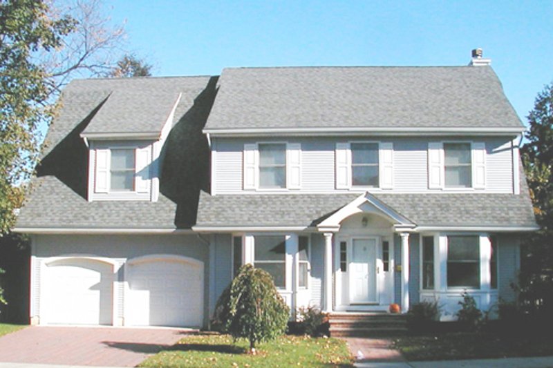 Colonial Style House Plan - 3 Beds 2.5 Baths 1660 Sq/Ft Plan #1053-34 Exterior