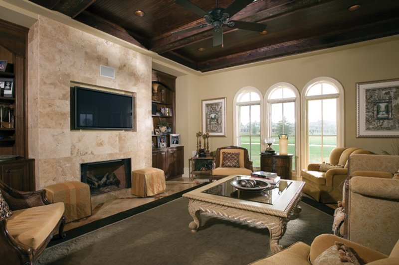 Home Plan - Interior - Family Room 1 for Mediterranean House Plan #453-604 - 5 bed, 5.5 bath