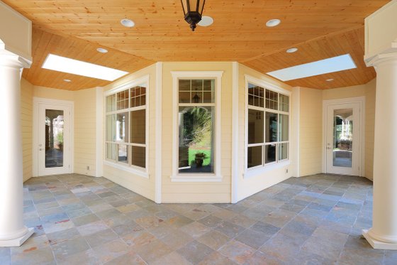 Photo 10 for Traditional House Plan #132-206 - 4 bed, 3 bath