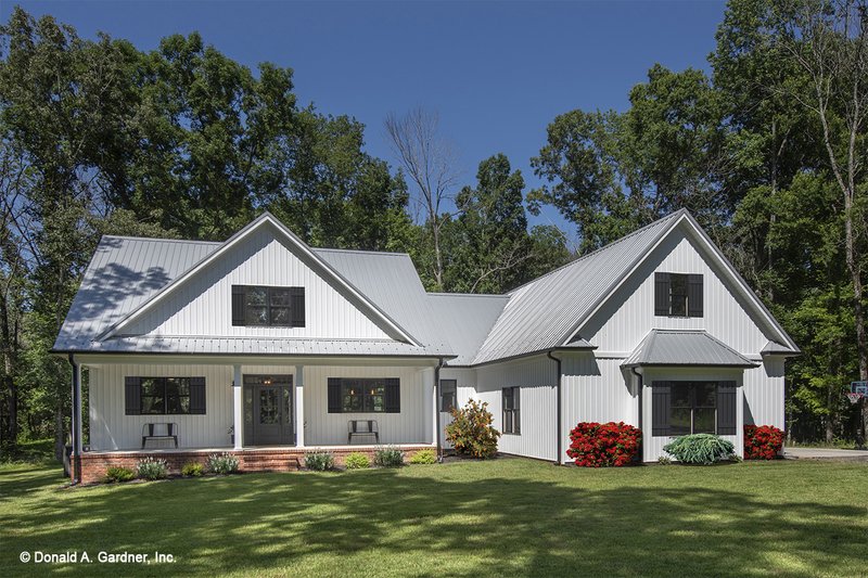 Architectural House Design - Farmhouse Exterior - Front Elevation Plan #929-1053
