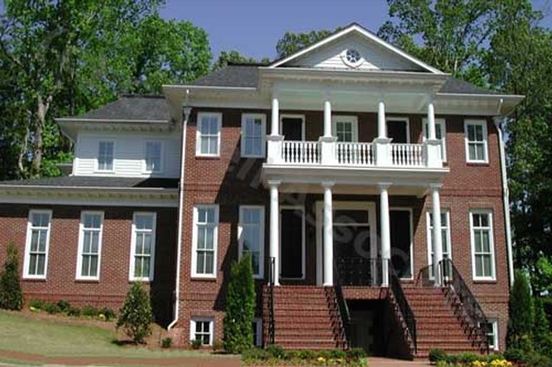 House Blueprint - Colonial Exterior - Front Elevation Plan #54-133