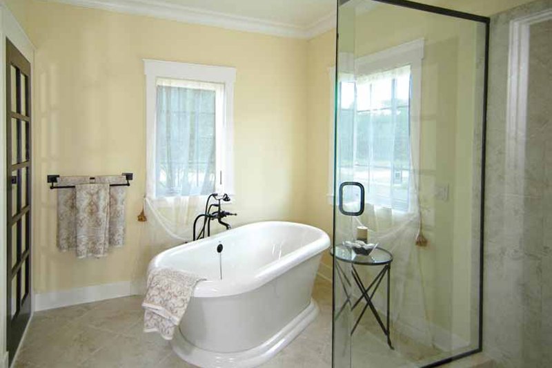Home Plan - Interior - Master Bathroom 1 for European House Plan #928-28 - 4 bed, 4.5 bath